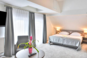  Fast Lane Hotel  Барвайлер